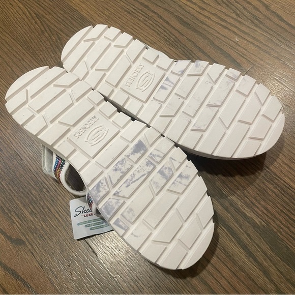 NWT Skechers Jammers Triple Rainbow Sequin Lug Sole Fisherman Chunky Sandals - Picture 10 of 12